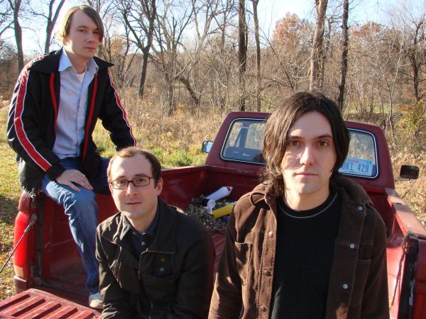 Conor Oberst (Bright Eyes), acuzat de viol de o fana